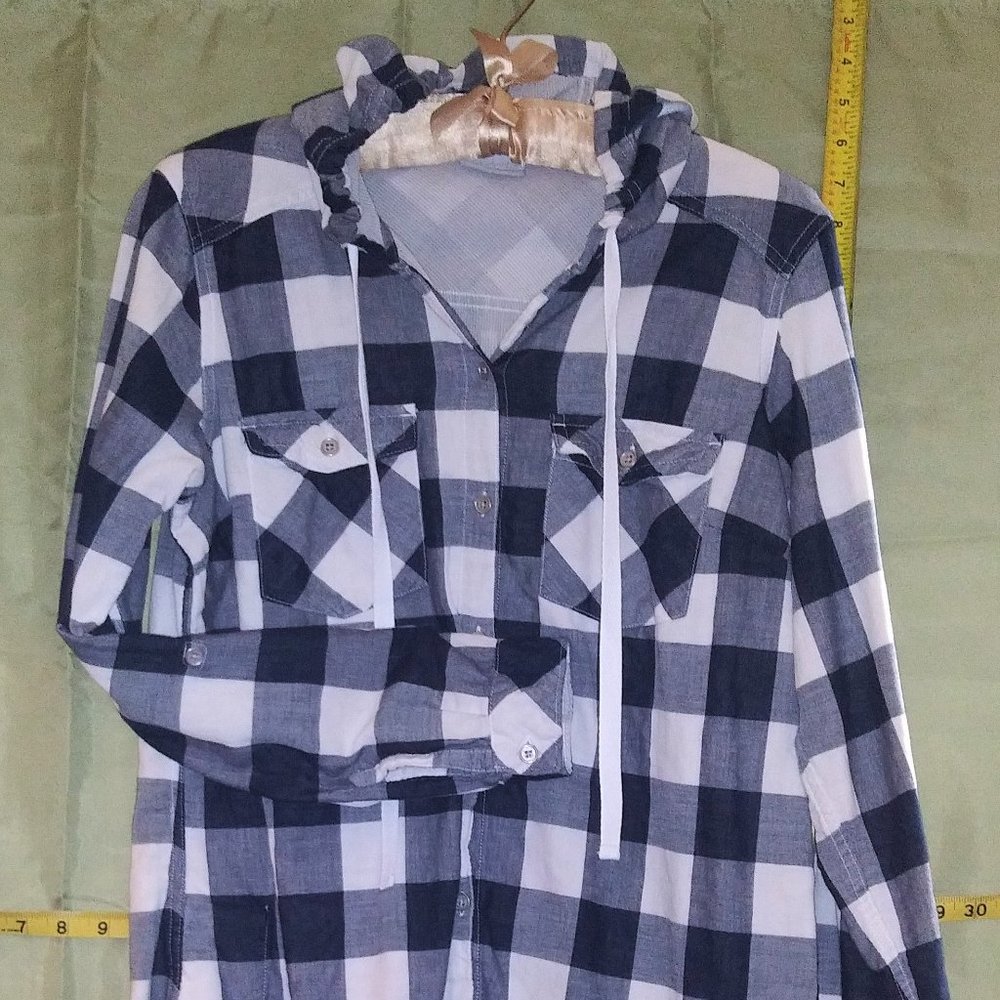 Navy & White Plaid Hoodie Shirt by Columbia, size Medium